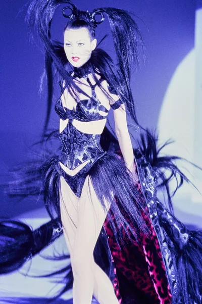 Look 93